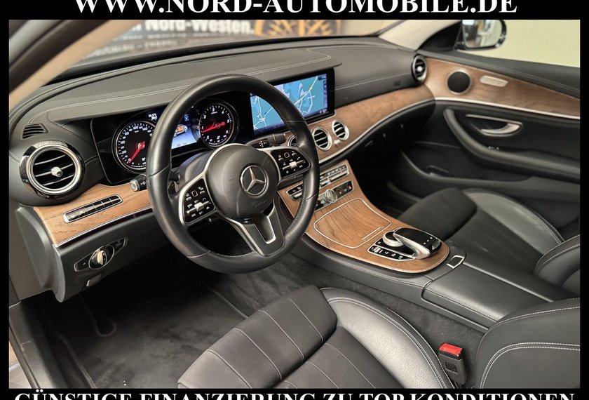 Mercedes-Benz E 220 E 220 d Lim. Exclusive *Distro+*Comand*360°*LED*