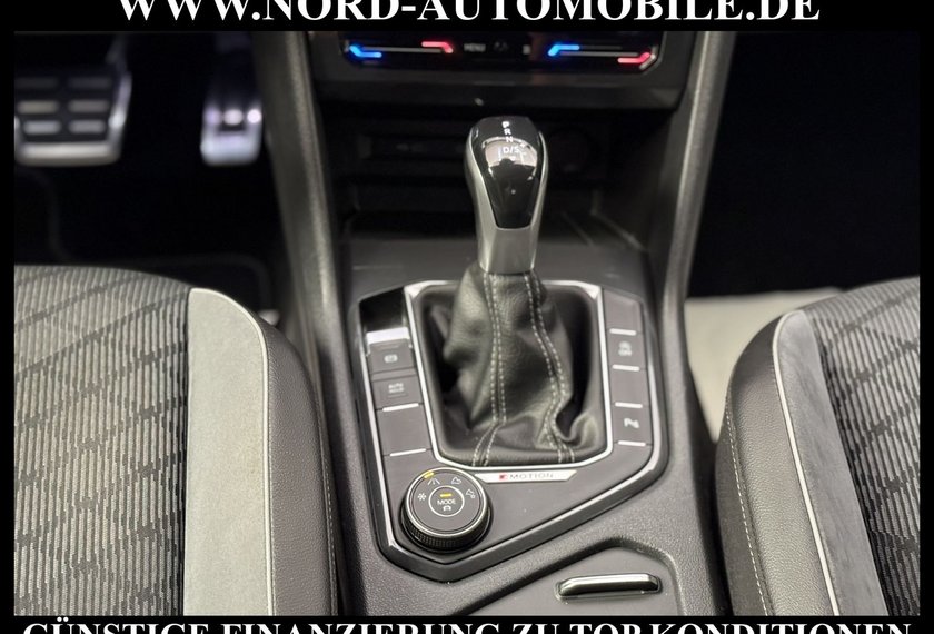 Volkswagen Tiguan Tiguan 2.0 TDI R-Line DSG 4MOT Dig.Cockpit/AHK/