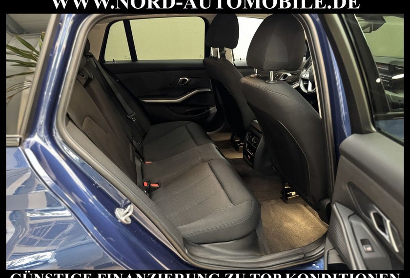 BMW 320 320 d Touring xDrive *LED*AHK*Curved*Shadow*MJ23