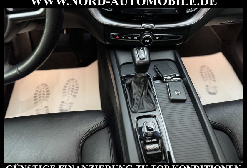 Volvo XC60 XC60 D4 Momentum Pro *LEDER*ACC*KAM*BLIS*LED*