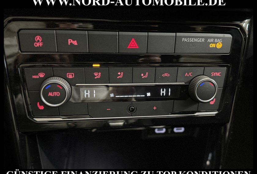 Volkswagen T-Cross T-Cross R-Line 1.0 TSI DSG Kamera/LED/18/Navi