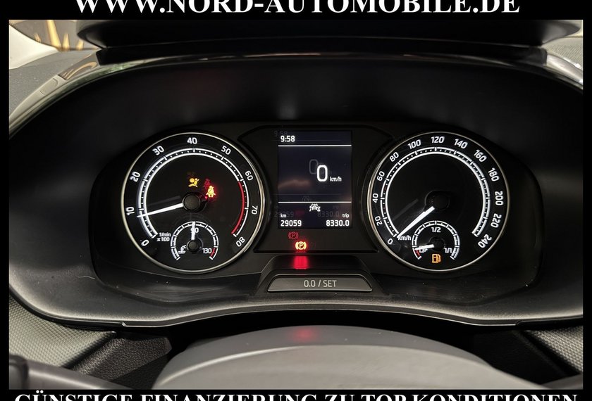 Skoda Fabia Fabia Active 1.0 MPI LED/Klima/PDC/Spurhalte