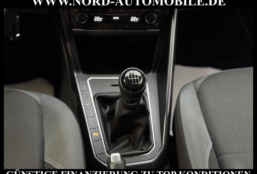 Volkswagen Polo Polo R-Line 1.0 TSI Dig.Cockpit/Navi/LED/17