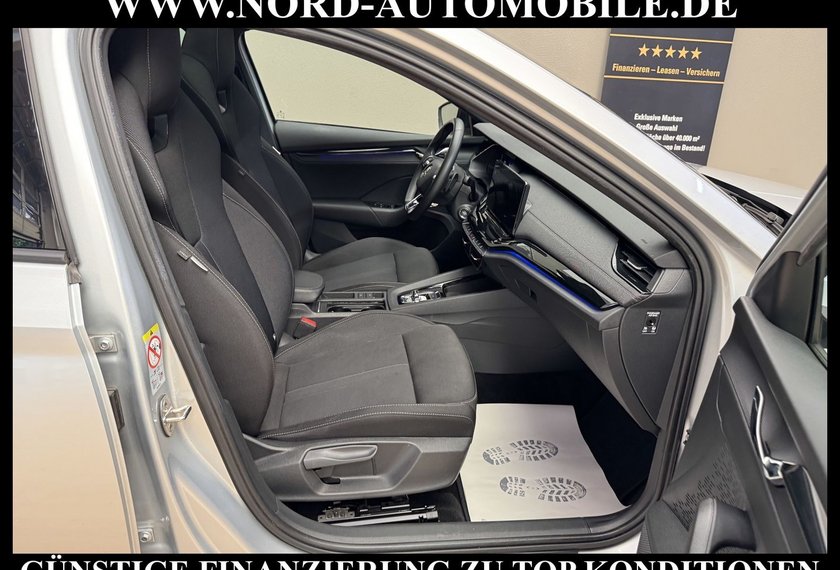Skoda Octavia Octavia Combi Sportline 2.0 TDI DSG Head-Up/LED/
