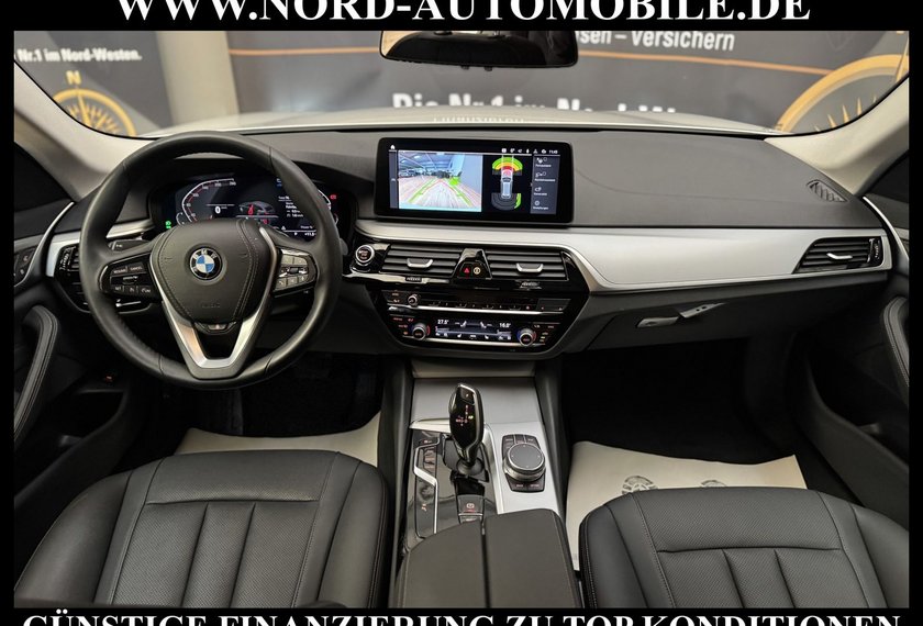 BMW 520 520 d Touring xDrive *LED*StHz*AHK*Luft*ParkAss*