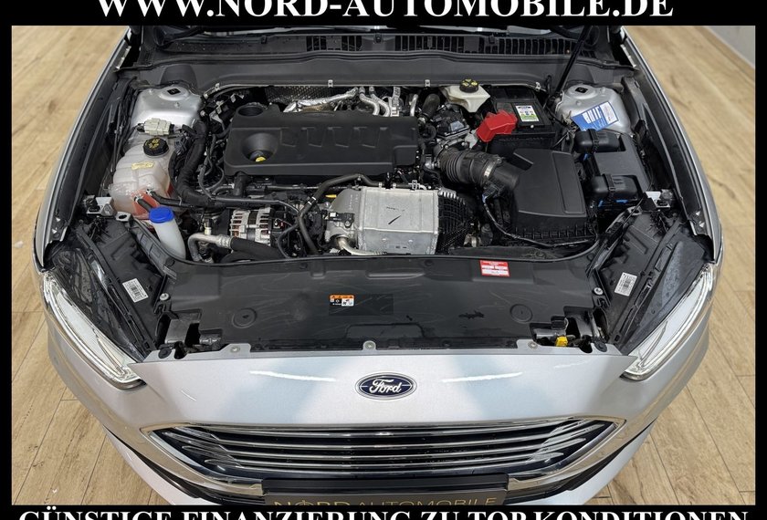 Ford Mondeo Mondeo Turnier 2.0 EB Titanium *AHK*ACC*PANO*LED