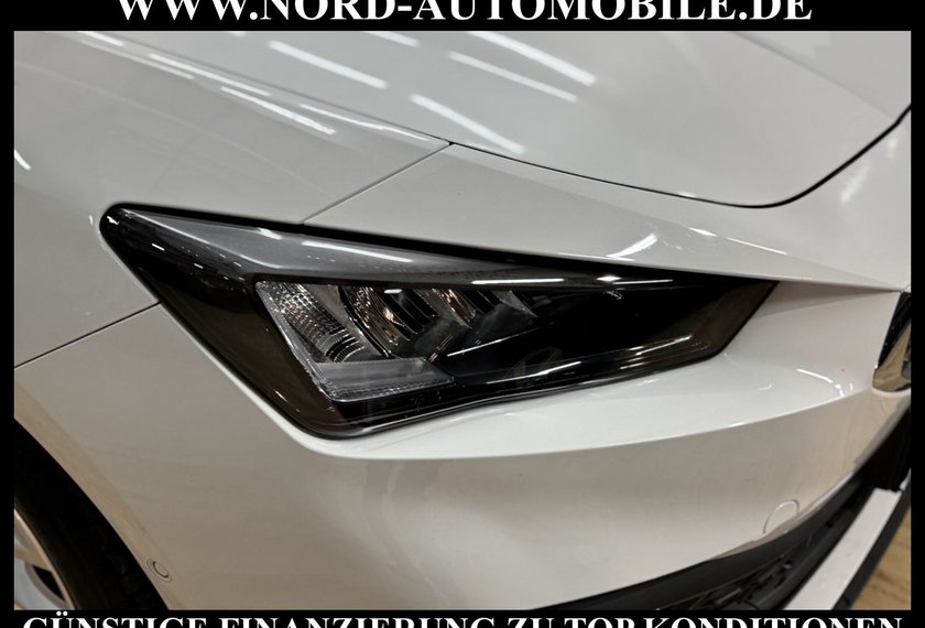 Seat Leon Leon Sportstourer 1.5 TSI Style *LED*CARPLAY*KAM