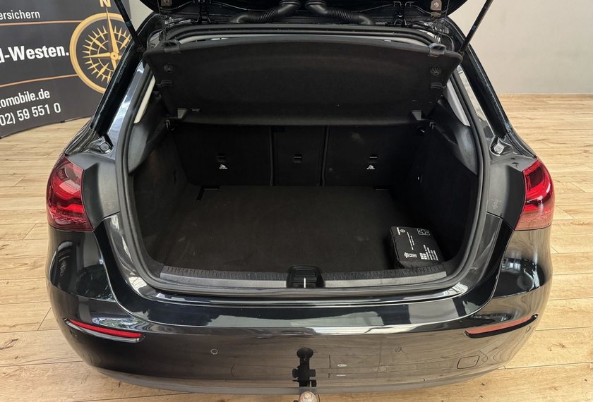 Mercedes-Benz A 200 A 200 d Entry *LED*MBUX*AHK*Kamera*Spur*SHZ*