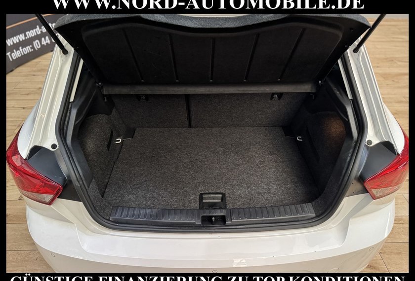 Seat Ibiza Ibiza 1.0 TSI Style DSG Kamera/Navi/LED/ACC/