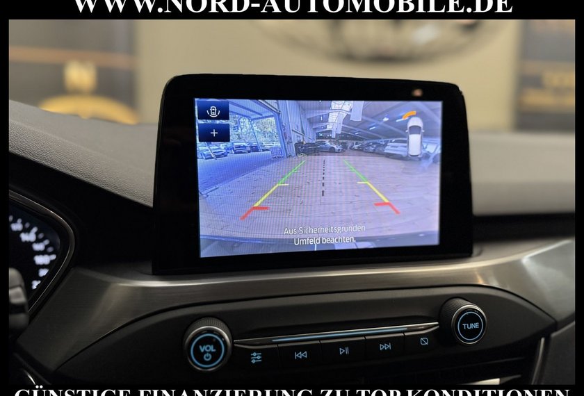 Ford Focus Focus Turnier 1.5 EcoBlue Titanium *LED*AHK*ACC*