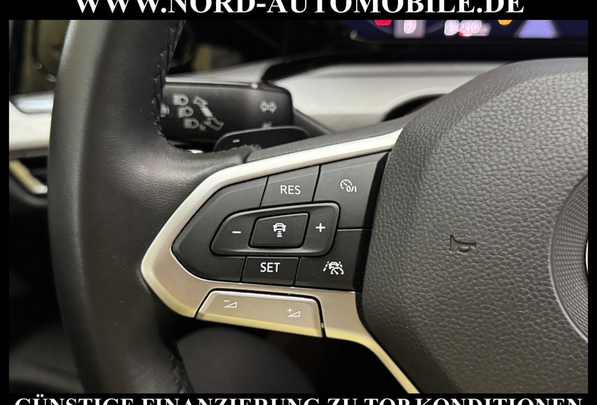 Volkswagen Golf Golf VIII Variant 2.0 TDI DSG Life Navi/LED/ACC/