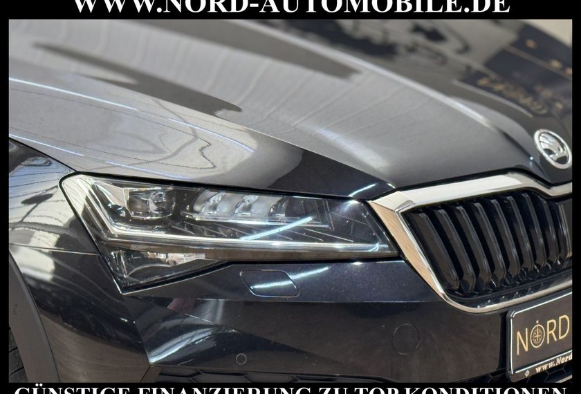 Skoda Superb Superb Combi SCOUT TDI DSG 4x4 *AHK*PANO*UPE61*