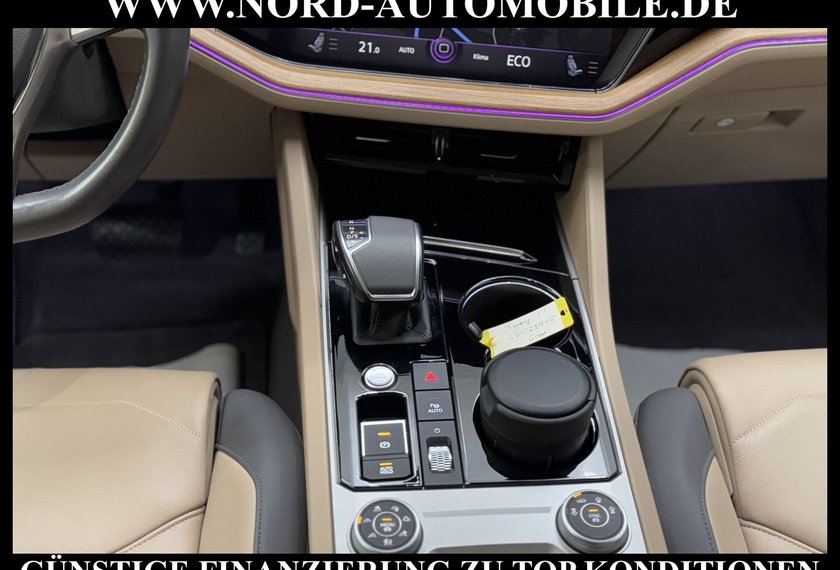 Volkswagen Touareg Touareg 3.0 TDI R-Line Black Style AHK/Luft/21&apos;&apos;