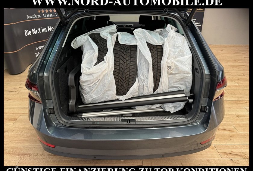 Skoda Superb Superb Combi Style 2.0 TDI DSG Pano/AHK/Kamera