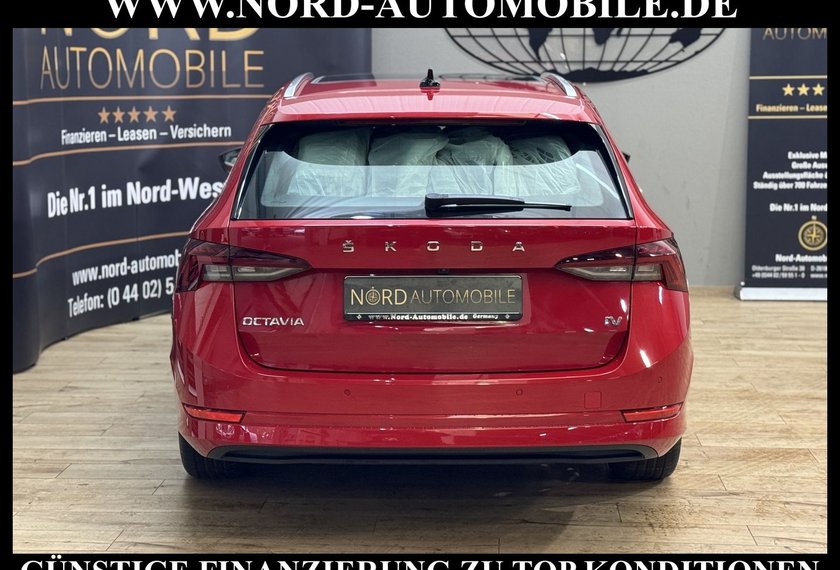 Skoda Octavia Octavia iV Combi Style 1.4 TSI DSG Pano/HeadUp/