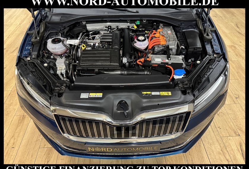 Skoda Superb Superb iV Combi Ambition 1.4 TSI LED/Navi/Virt.C