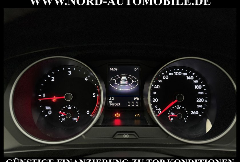 Volkswagen Tiguan Tiguan 2.0 TDI DSG R-LINE  *LED*NAVI*ACC*SHZ*