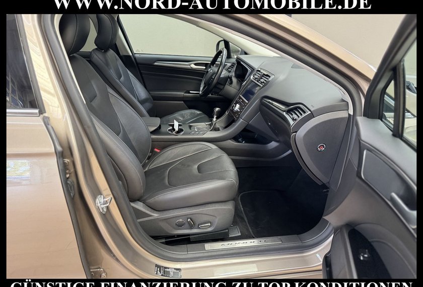 Ford Mondeo Mondeo Lim. 2.0 EB Titanium *PANO*LEDER*ACC*LED*