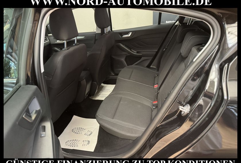 Ford Focus Focus Lim. 1.0 EcoBoost Titanium NAVI/Kamera/LED