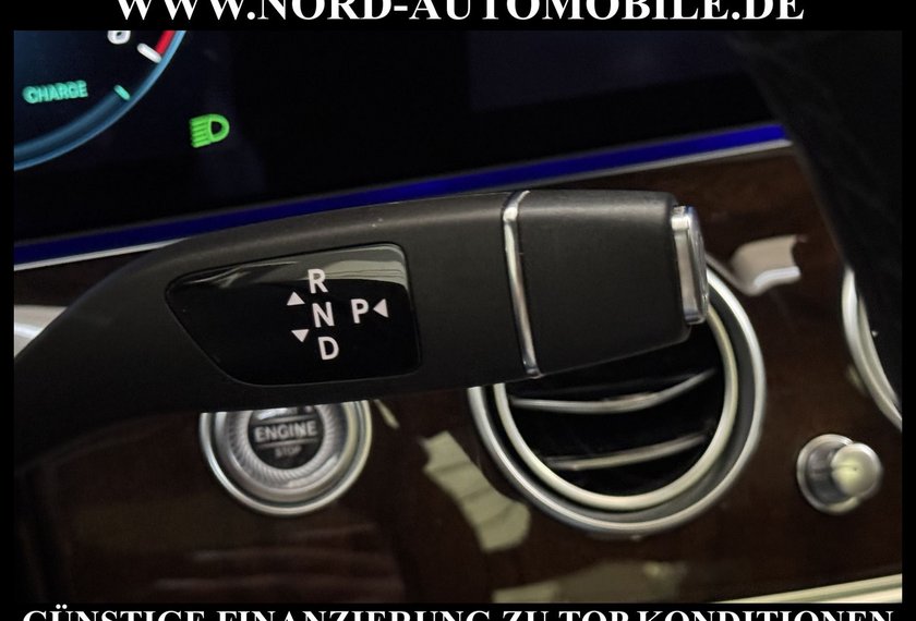 Mercedes-Benz E 220 E 220 d T 4Matic AMG LINE*AIRMATIC*PANO*UPE:93