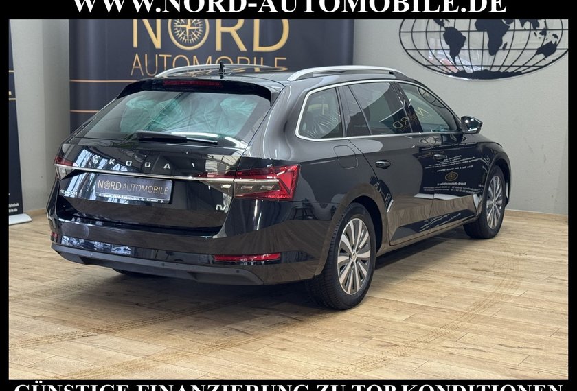 Skoda Superb Superb iV Combi Style 1.4 TSI DSG Leder/AHK/Navi