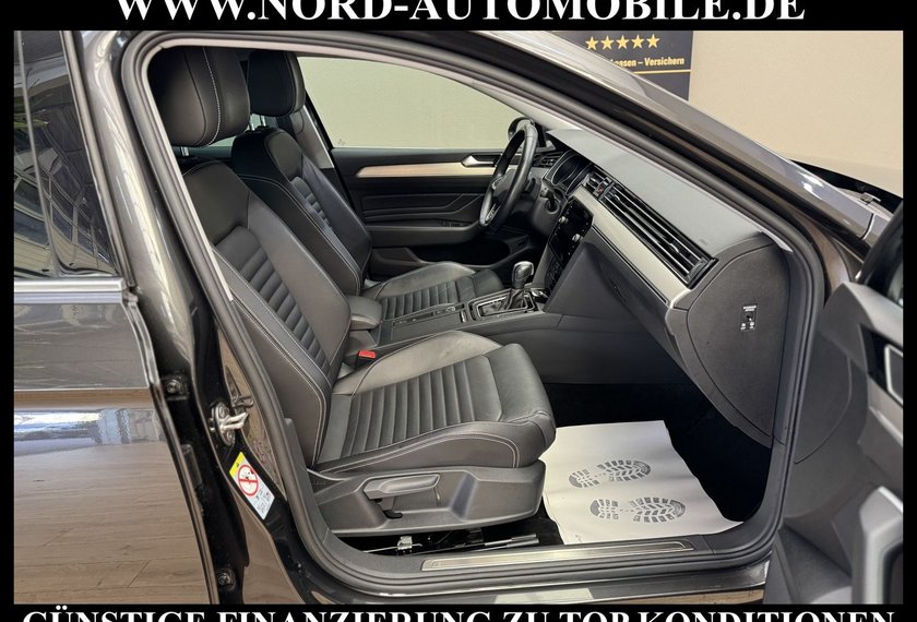 Volkswagen Passat Variant Passat Variant 2.0 TSI DSG R-Line Matrix/Leder/