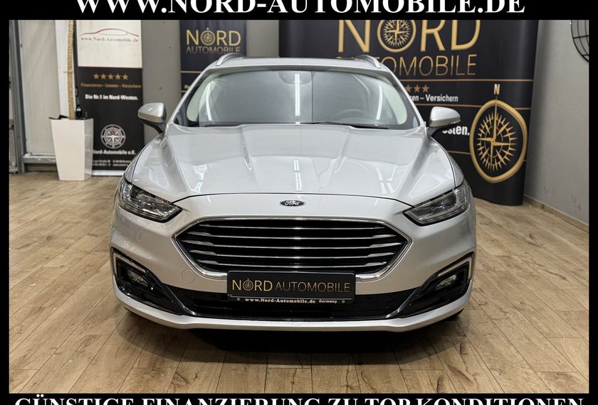 Ford Mondeo Mondeo Turnier 2.0 EB Titanium *AHK*ACC*PANO*LED