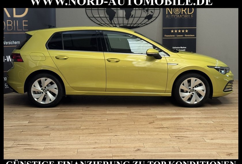 Volkswagen Golf Golf Style 1.5 eTSI DSG Kamera/Navi/LED/17