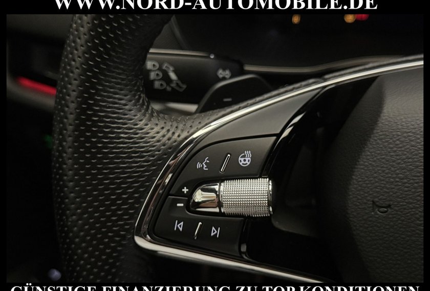 Skoda Octavia Octavia Combi Sportline 2.0 TDI DSG Head-Up/Navi