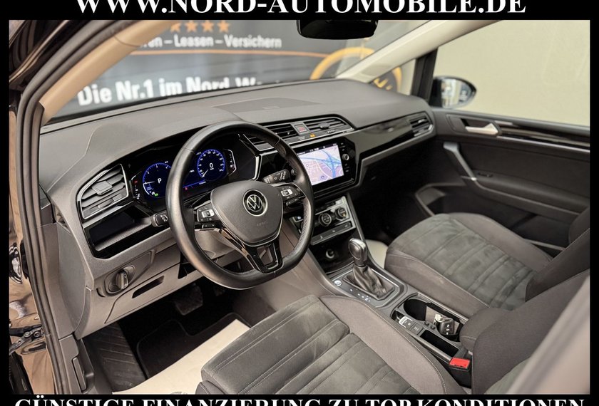Volkswagen Touran Touran 2.0 TDI DSG Comfortl. Dig.Cockp/Pano/LED