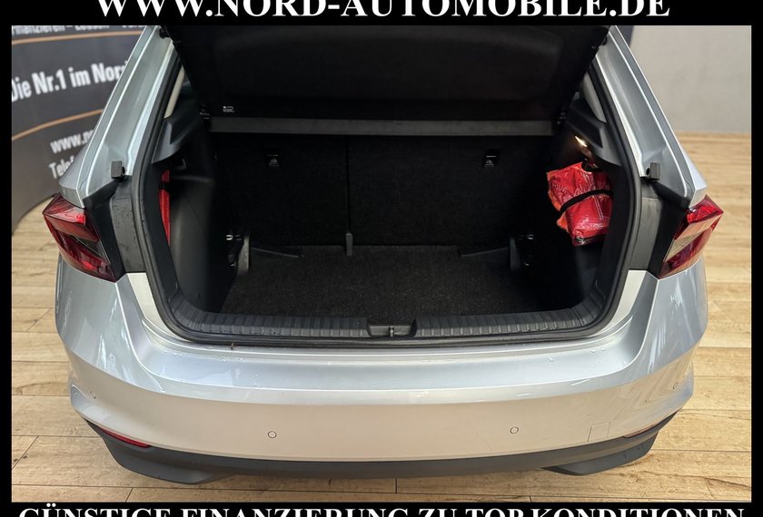 Skoda Fabia Fabia Active 1.0 MPI SmartLink/PDC/Klima/LED