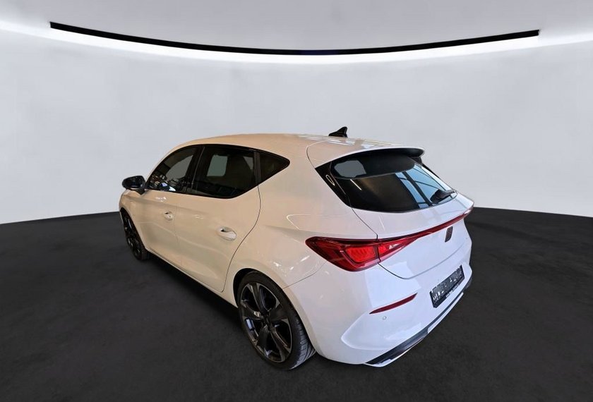 Cupra Leon Leon VZ 1.4 TSI e-HYBRID DSG Navi/LED/SHZ/19