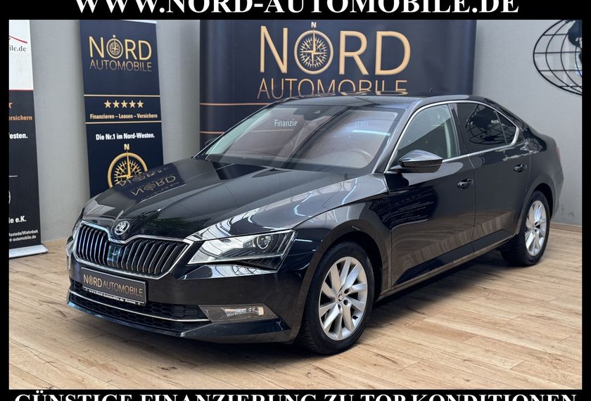 Skoda Superb Superb 2.0 TDI DSG Limo Leder/Navi/Xen/Kamera Pr