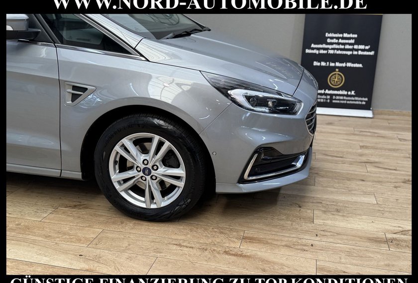 Ford S-Max S-MAX Titanium *LEDER*PANO*STHZ*NAV*UPE:52