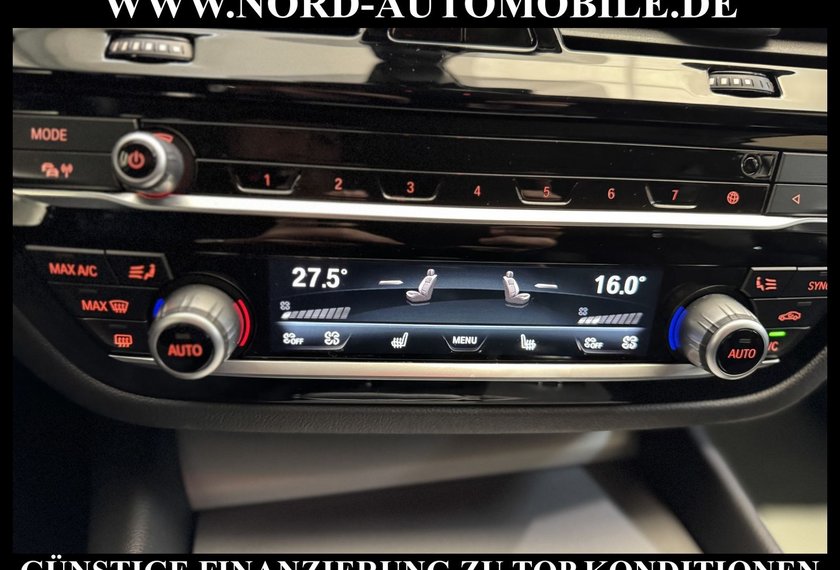 BMW 520 520 d Touring xDrive *LED*StHz*AHK*Luft*ParkAss*