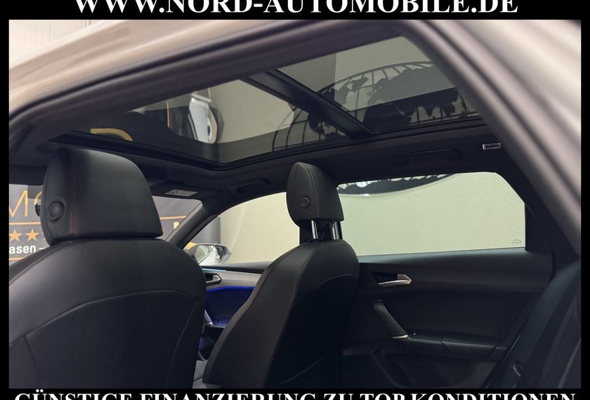 Seat Leon Leon SP FR 1.5 eTSI DSG Pano/AHK/18/Kamera/Navi/
