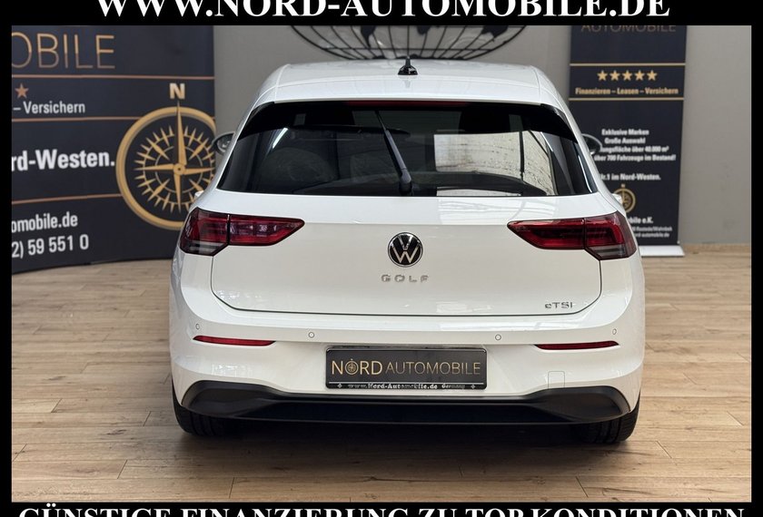 Volkswagen Golf Golf VIII Lim.1.5 eTSI DSG Head-Up/Side&amp;Lane/Nav