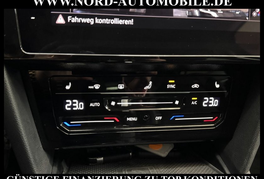 Volkswagen Passat Variant Passat Variant Elegance 2.0 TDI DSG Teilleder