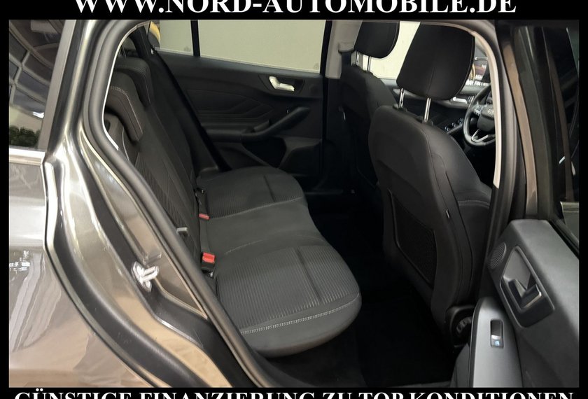 Ford Focus Focus Turnier 2.0 EB Titanium *AHK*ACC*Pano*B&amp;O*