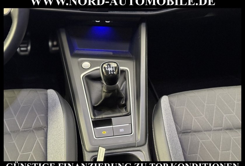 Volkswagen Golf Golf VIII Lim. 1.5 TSI Goal Navi/LED/PDC