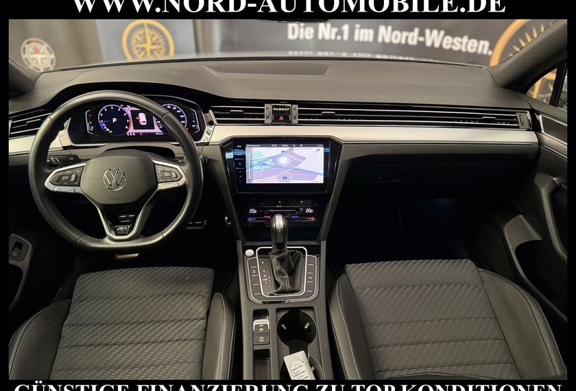 Volkswagen Passat Variant Passat Variant R-Line 1.5 TSI DSG Pano/AHK/18/