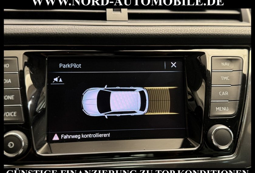 Skoda Fabia Fabia Ambition 1.0 TSI DSG Navi/PDC/ACC/AHK