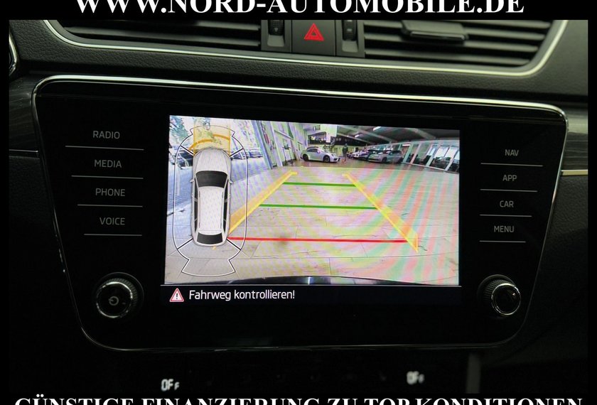 Skoda Superb Superb Combi Style 2.0 TDI DSG Virt.Cockpit/AHK/