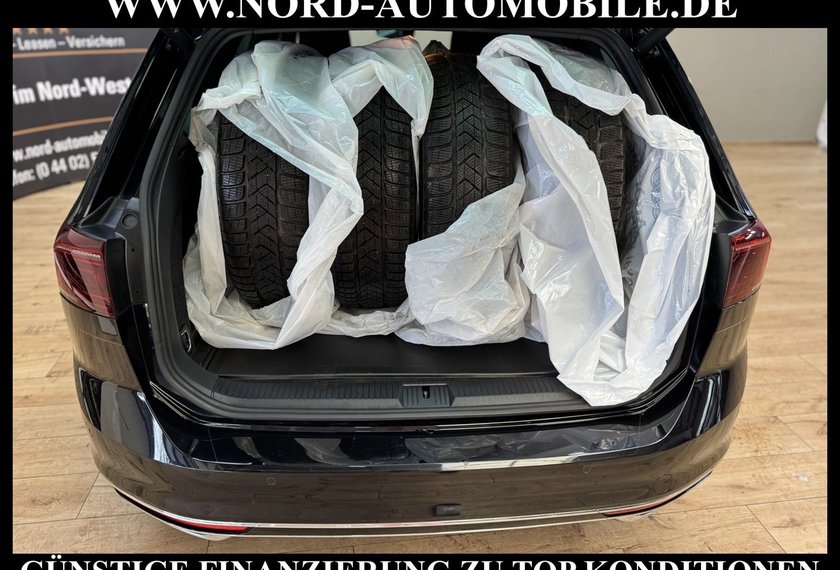 Volkswagen Passat Variant Passat Variant R-Line 2.0 TSI DSG Area View/AHK/