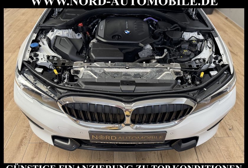 BMW 320 320 d Touring Sport Line *AHK*ACC*KAM*LED*HiFi*