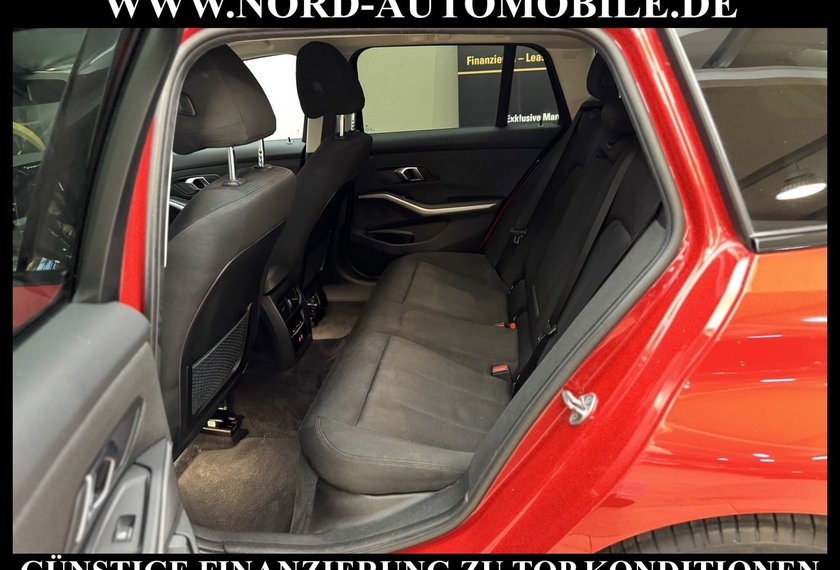 BMW 320 320 d Touring xDrive *LED*AHK*Curved*Shadow*MJ23