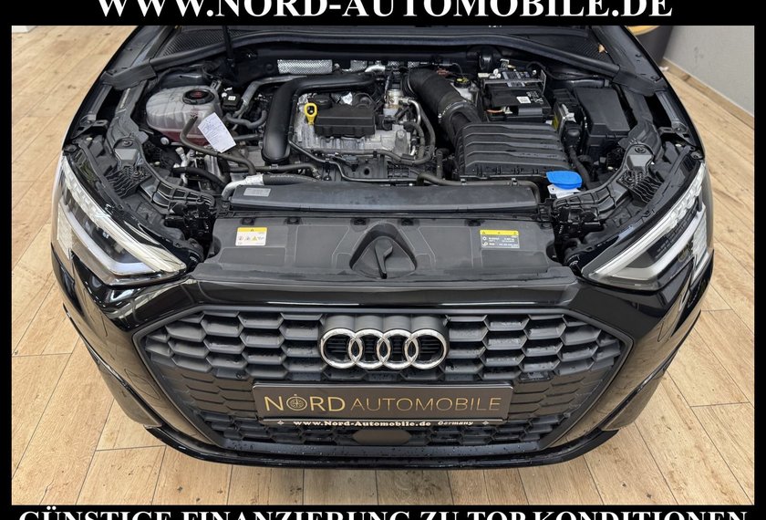 Audi A3 A3 Sportback 30 TFSI S-Tronic S-Line Kamera/LED