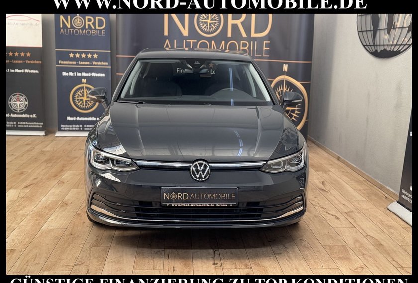 Volkswagen Golf Golf Style 1.5 eTSI DSG Navi/LED/PDC/ACC