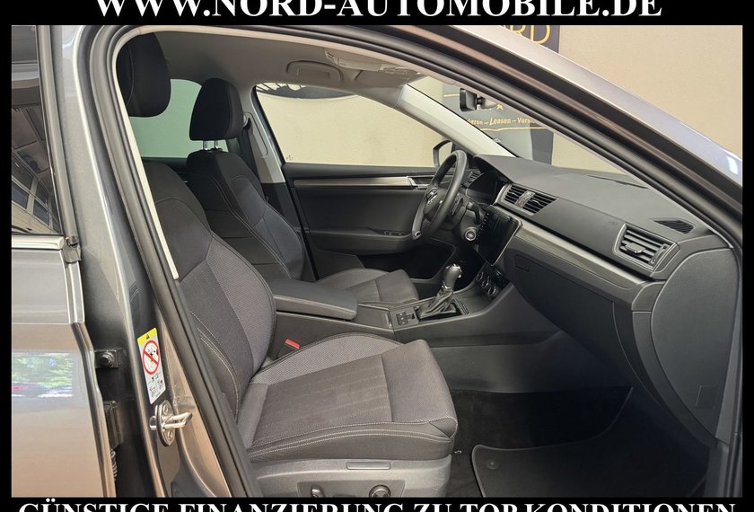 Skoda Superb Superb Combi Style 2.0 TDI DSG Kamera/Virt.Cockp