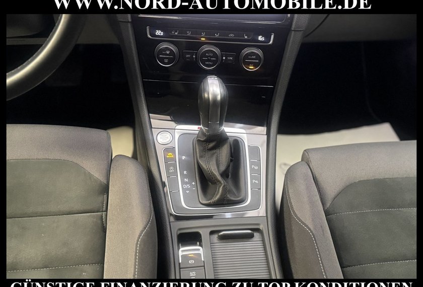 Volkswagen Golf Golf VII Variant 2.0 TDI DSG 4MOT Navi/Kamera/17
